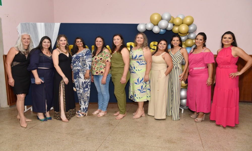 FORMATURA DOS ALUNOS DO PRÉ ESCOLAR DAS ESCOLAS MUNICIPAIS