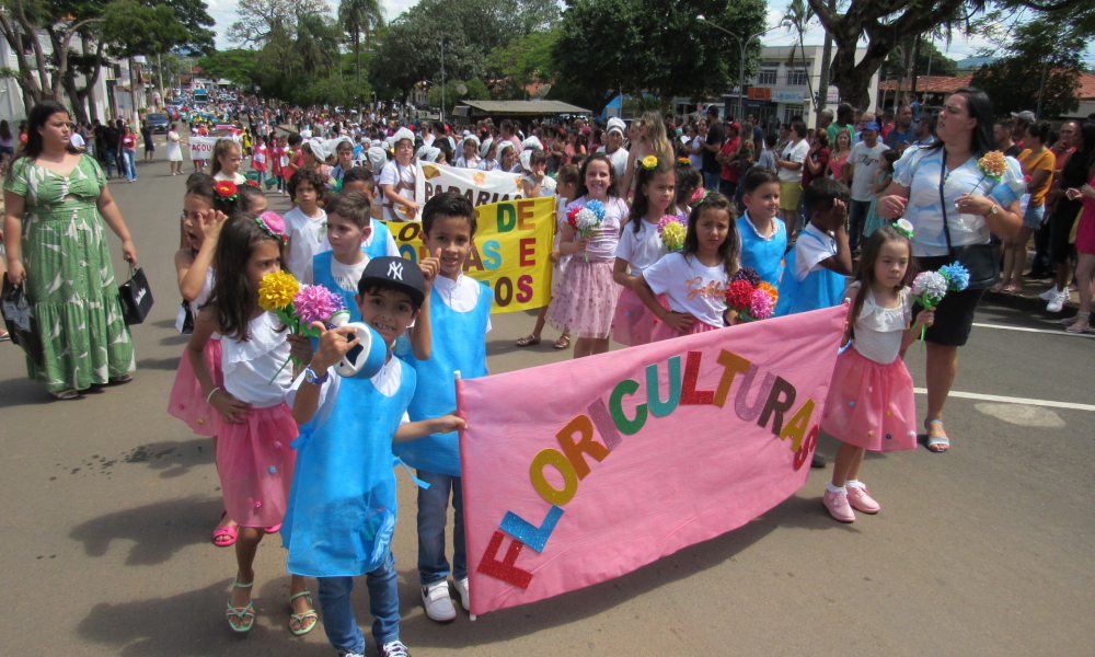 DESFILE DE ANIVERSÁRIO DA CIDADE 2022