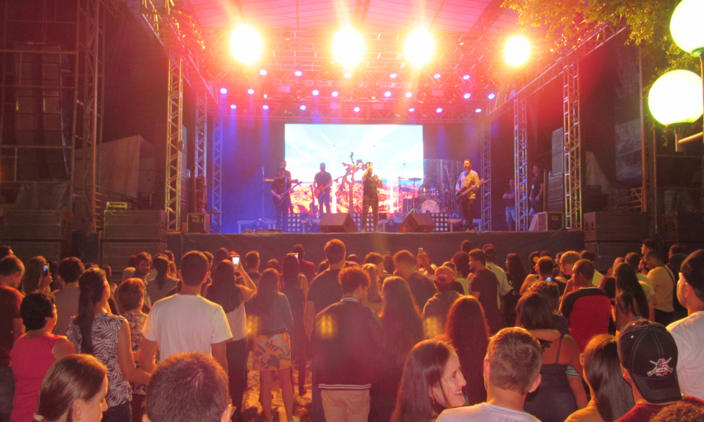 SHOW DA BANDA ROSA DE SARON 2022