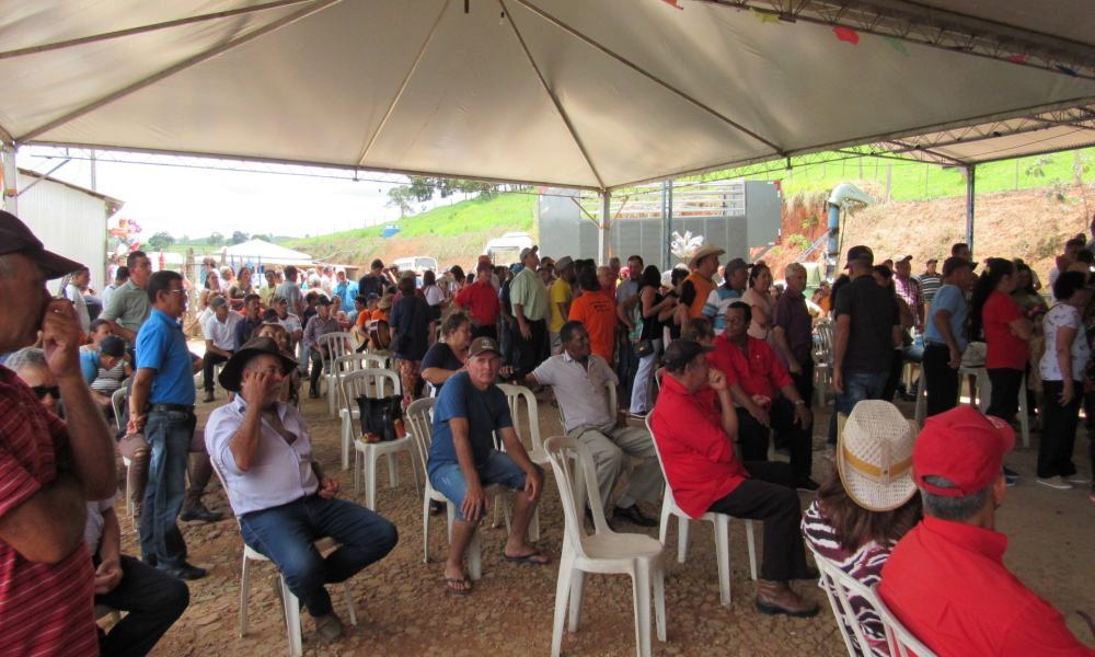 ENCONTRO FOLCLÓRICO NO BAIRRO POSSES DA SERRA