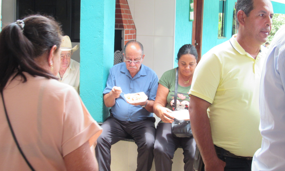 ENCONTRO FOLCLÓRICO NO BAIRRO POSSES DA SERRA