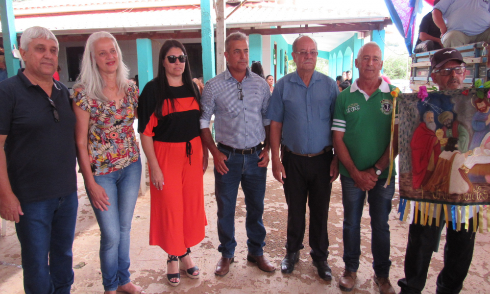 ENCONTRO FOLCLÓRICO NO BAIRRO POSSES DA SERRA