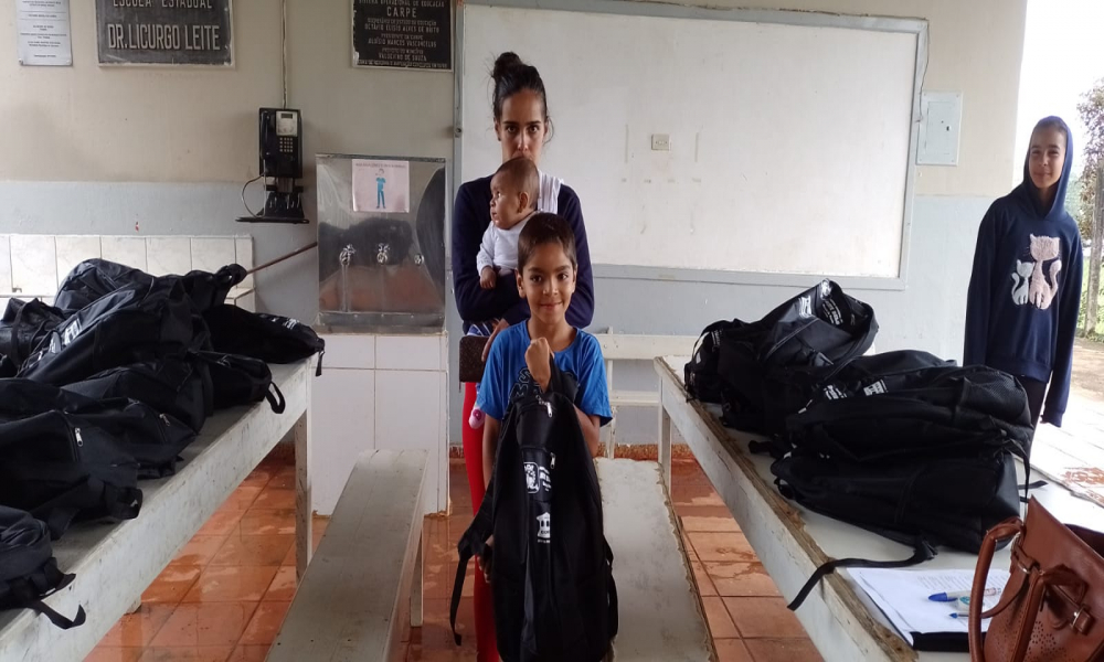 ENTREGA DO KIT ESCOLAR DAS ESCOLAS DA REDE MUNICIPAL