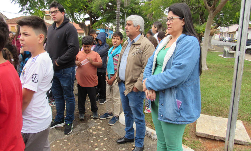 Alunos de rede municipal conquistam em campeonato de xadrez • PortalR3 •  Criando Opiniões