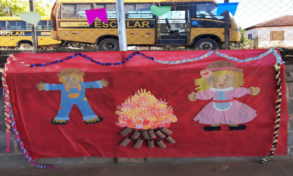 FESTA JUNINA E JULINA NAS ESCOLAS MUNICIPAIS