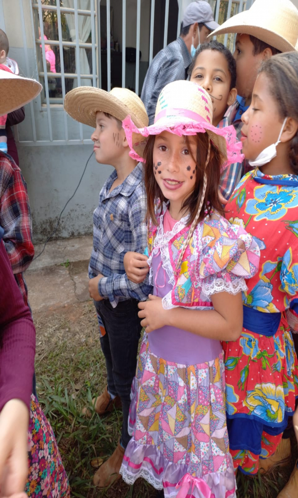 FESTA JUNINA E JULINA NAS ESCOLAS MUNICIPAIS