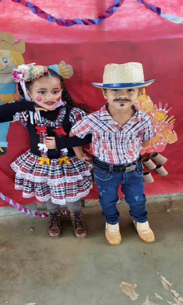 FESTA JUNINA E JULINA NAS ESCOLAS MUNICIPAIS